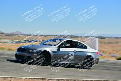 media/Oct-18-2025-Extreme Speed (Sat) [[d6d7e1fef1]]/Group 3 Purple/Session 2 (Turn 3)/